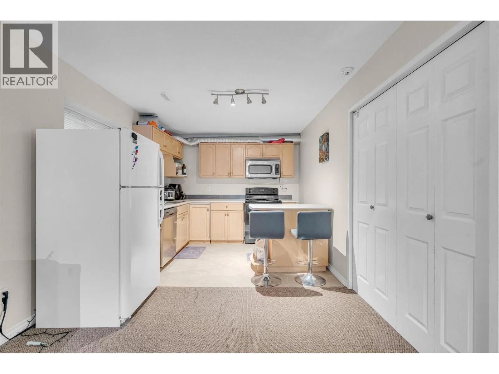 23829 KANAKA WAY