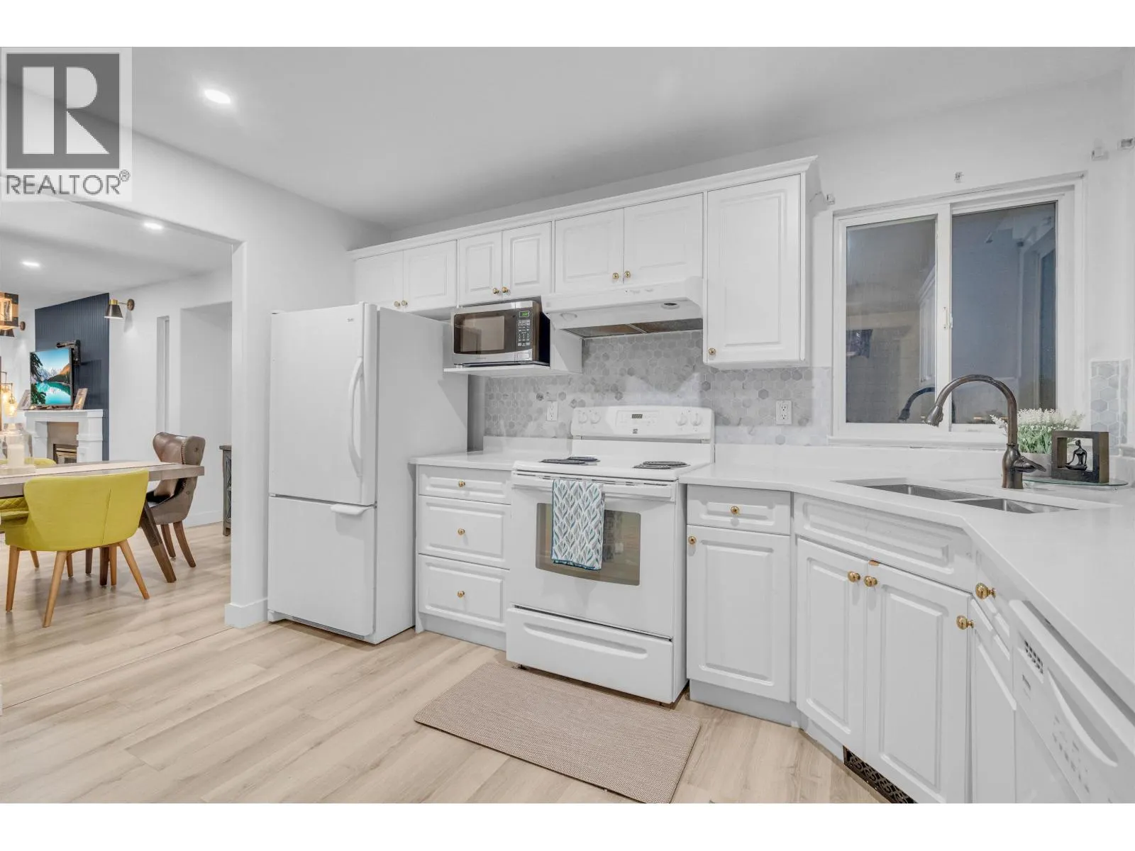 23829 KANAKA WAY