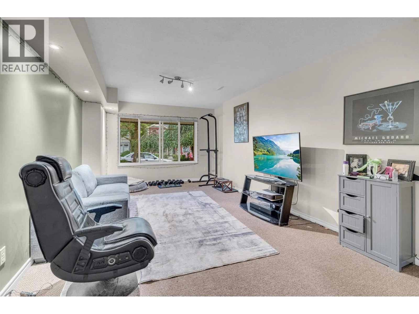 23829 KANAKA WAY