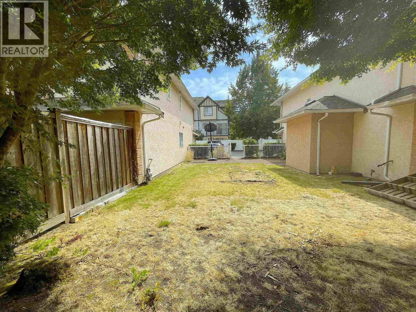 7 7660 ABERCROMBIE DRIVE