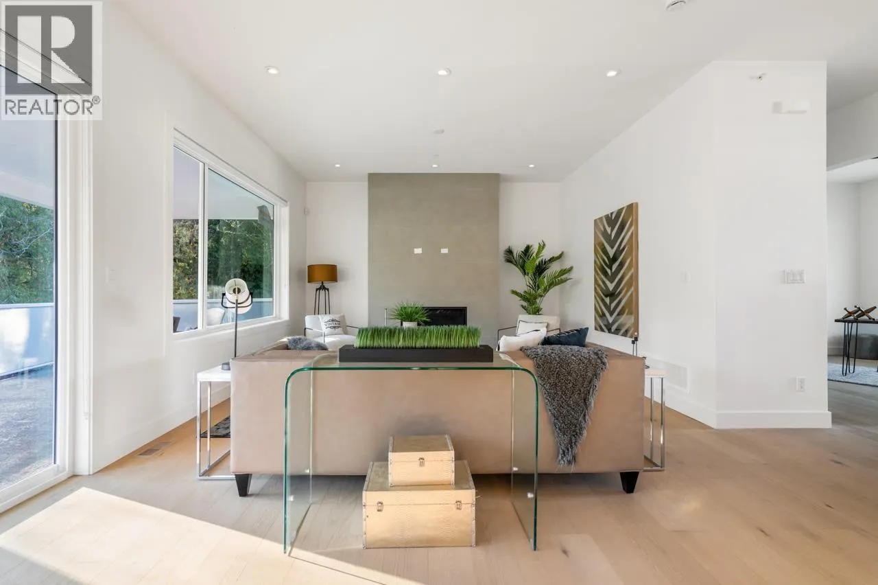 24476 JENEWEIN DRIVE