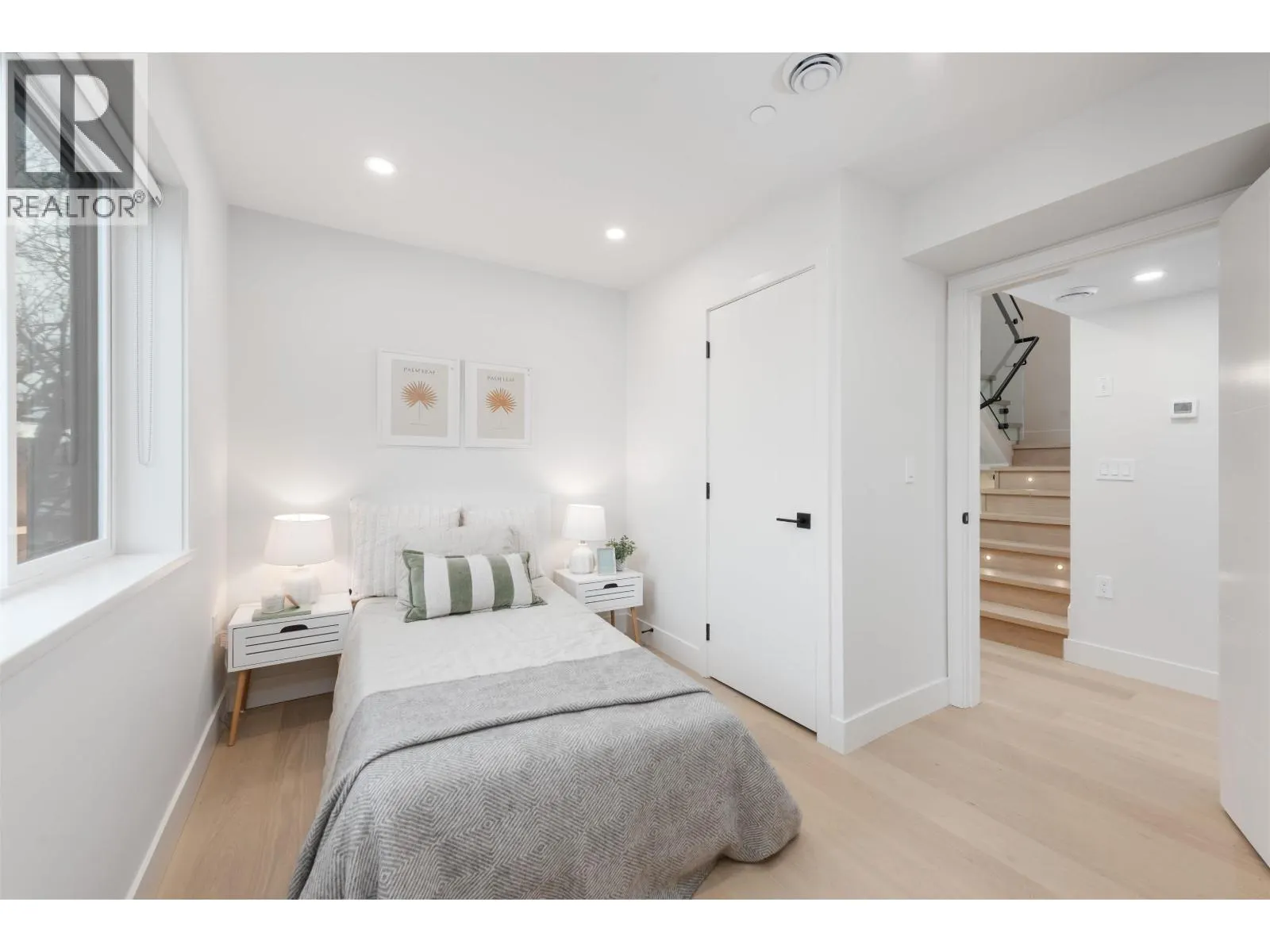 3349 KASLO STREET
