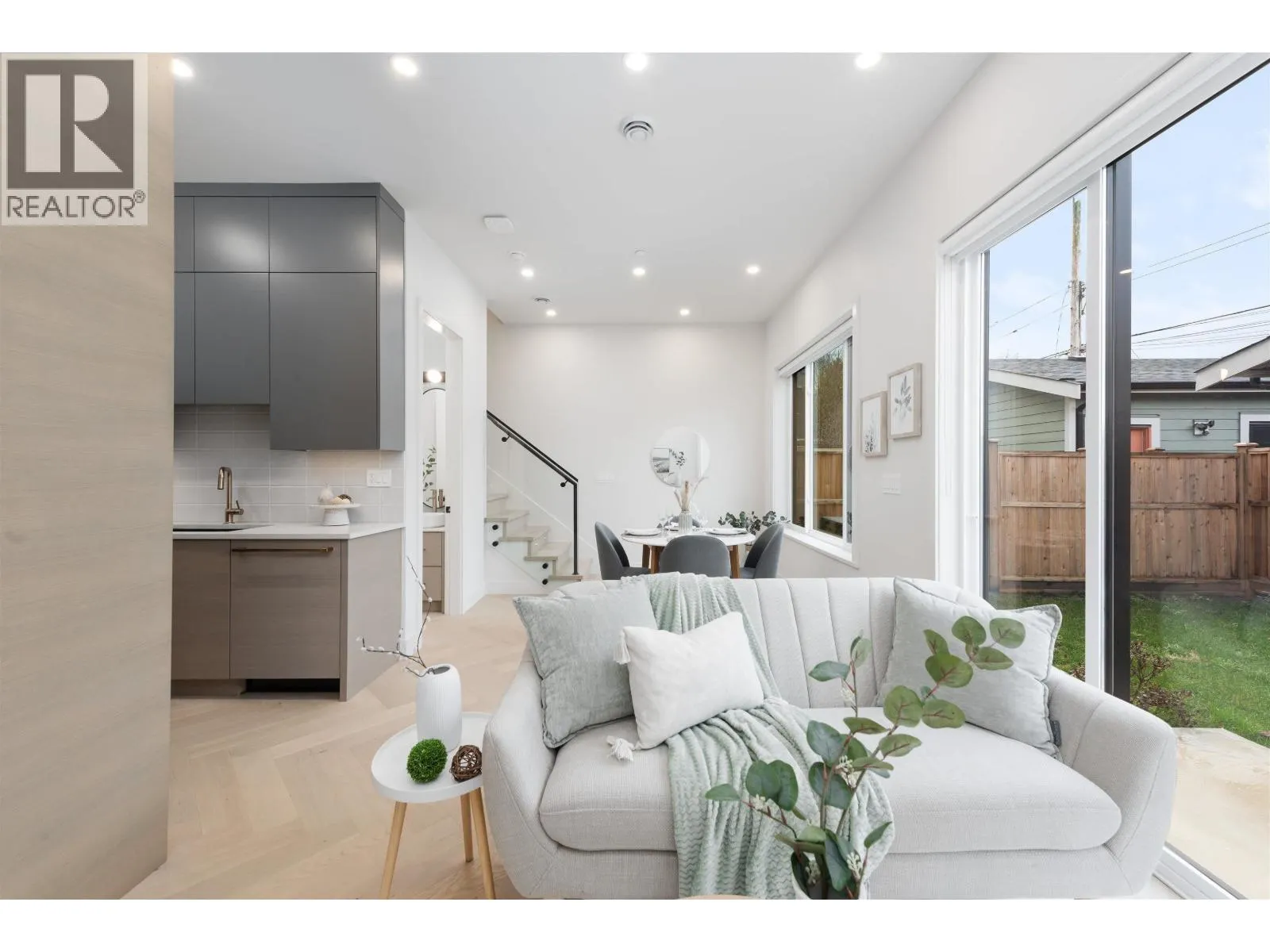 3349 KASLO STREET