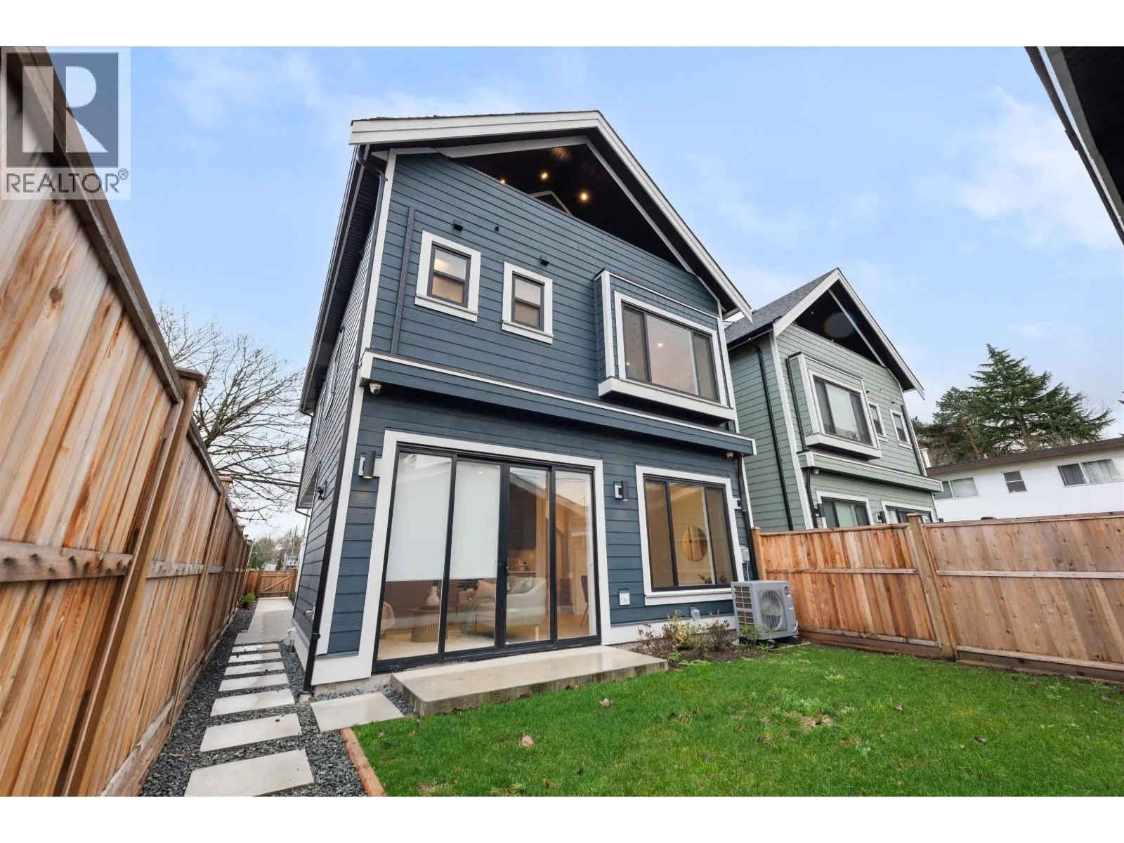 3349 KASLO STREET