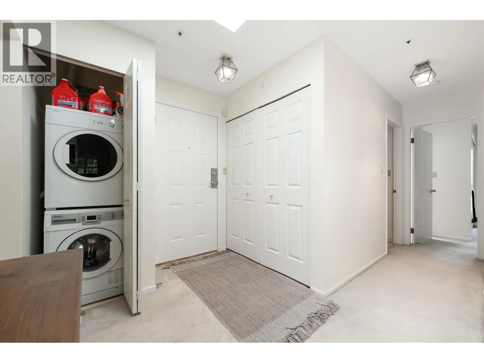 E403 628 W 12TH AVENUE