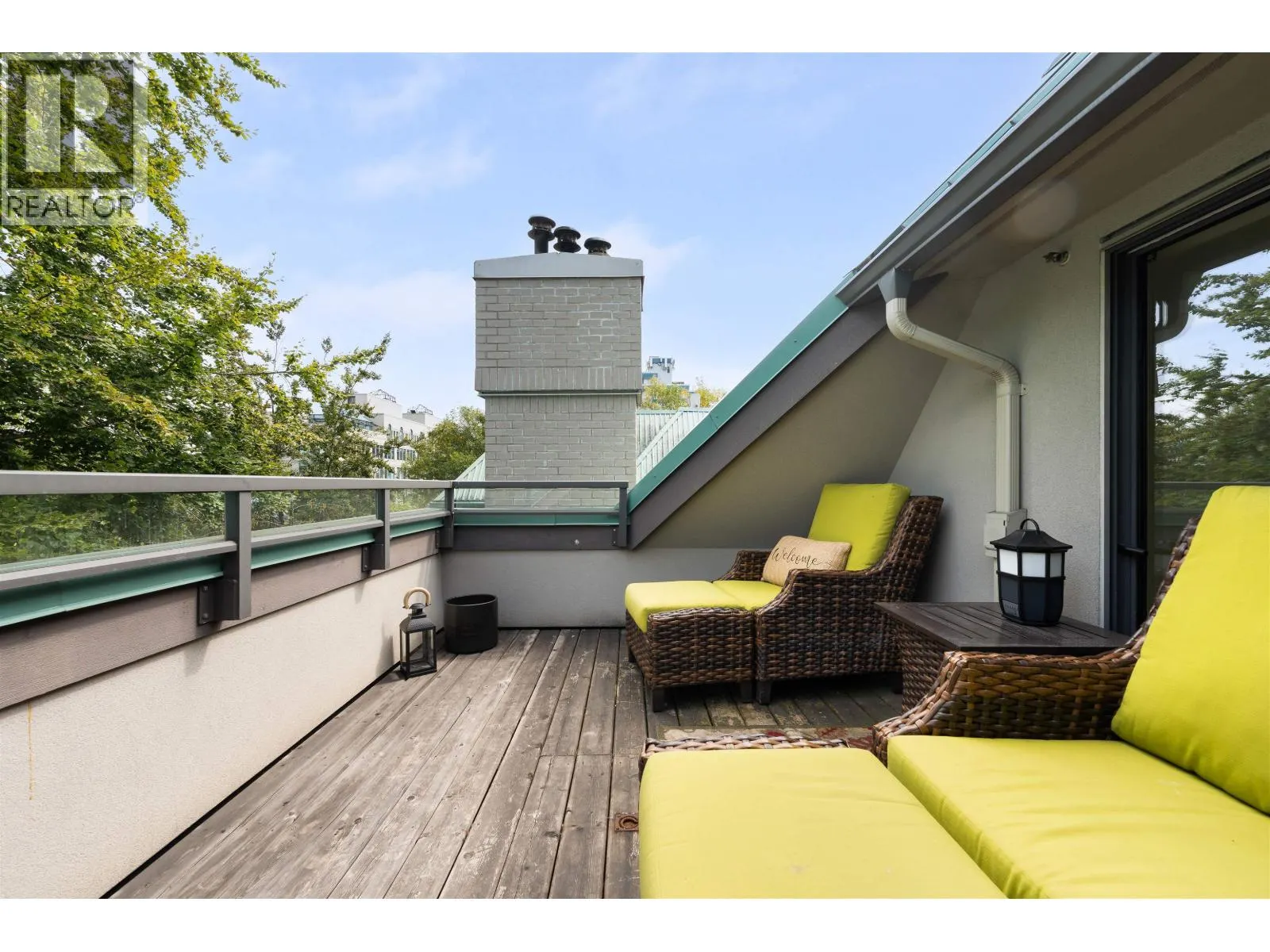E403 628 W 12TH AVENUE