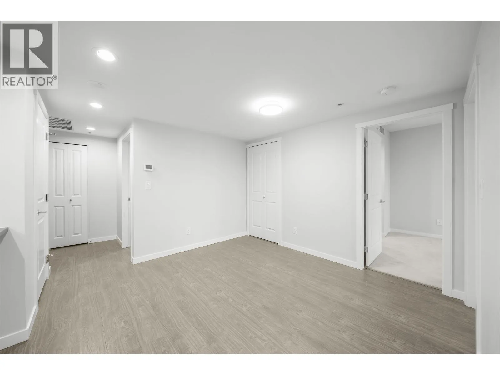 1610 3333 BROWN ROAD