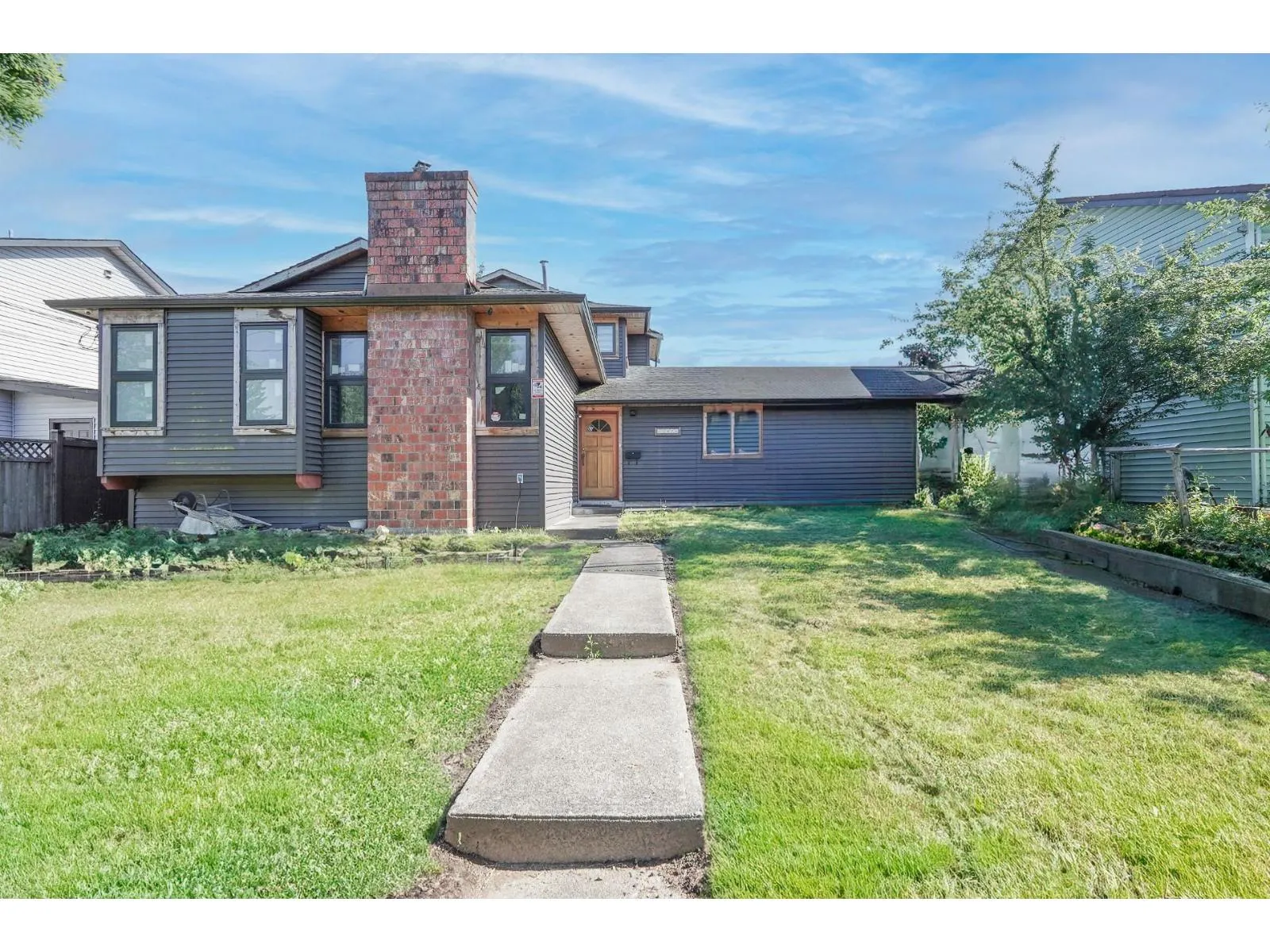 13076 64 AVENUE