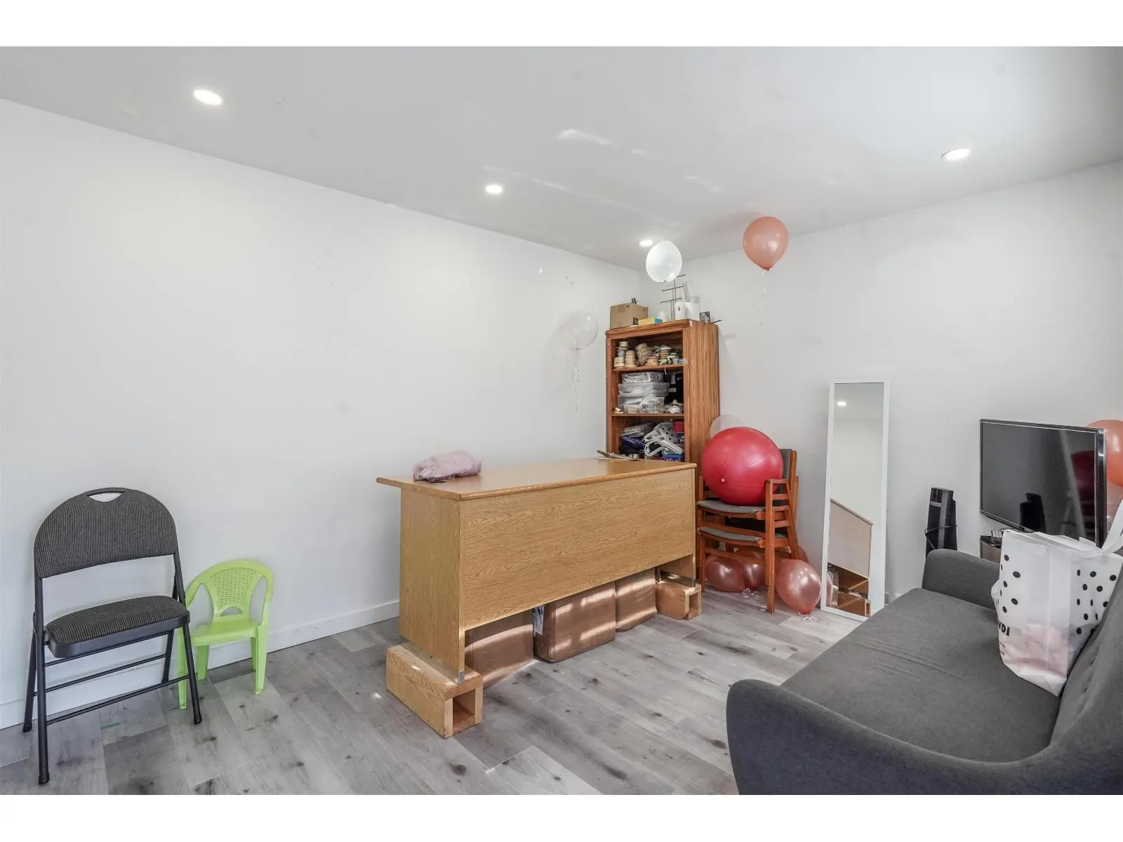 13076 64 AVENUE