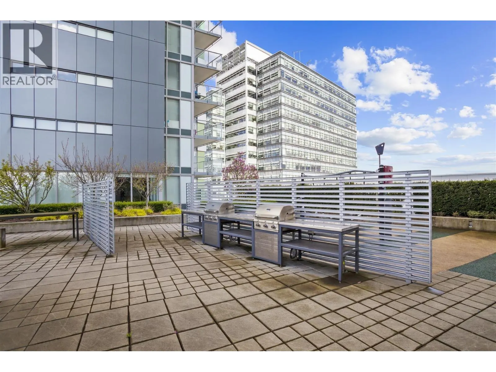 811 489 INTERURBAN WAY