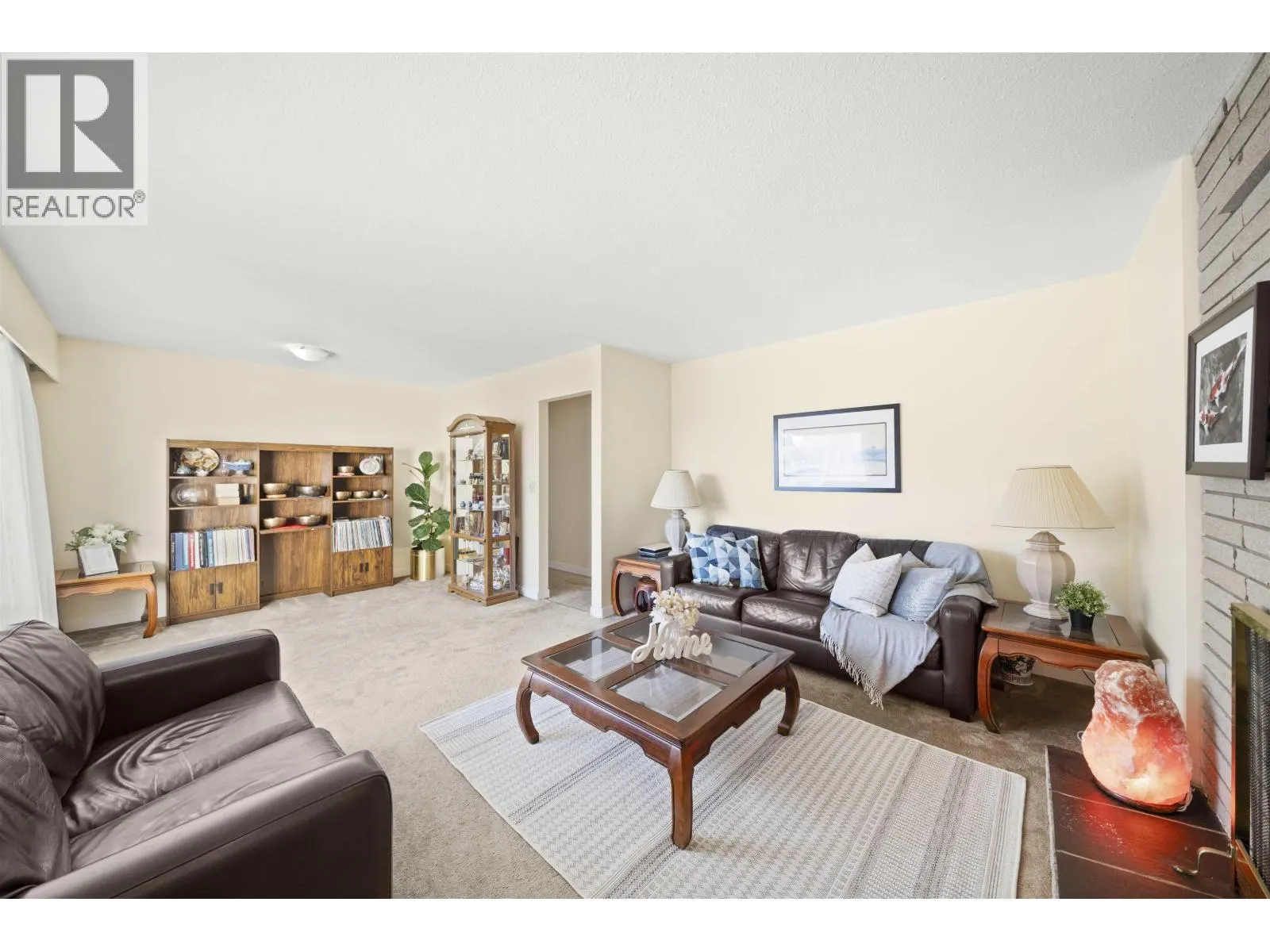 8431 ROSEBANK CRESCENT