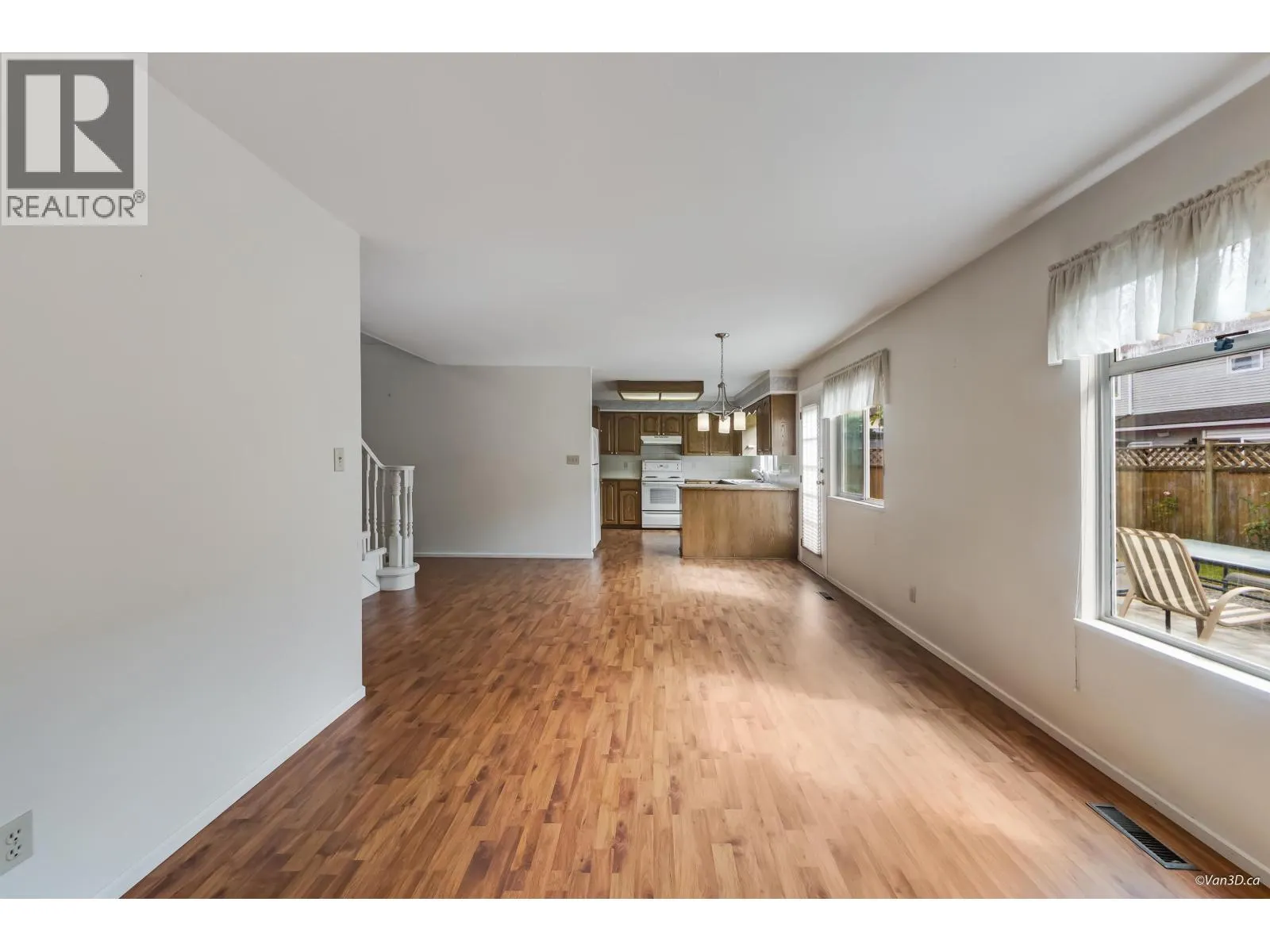 5019 LINDEN DRIVE