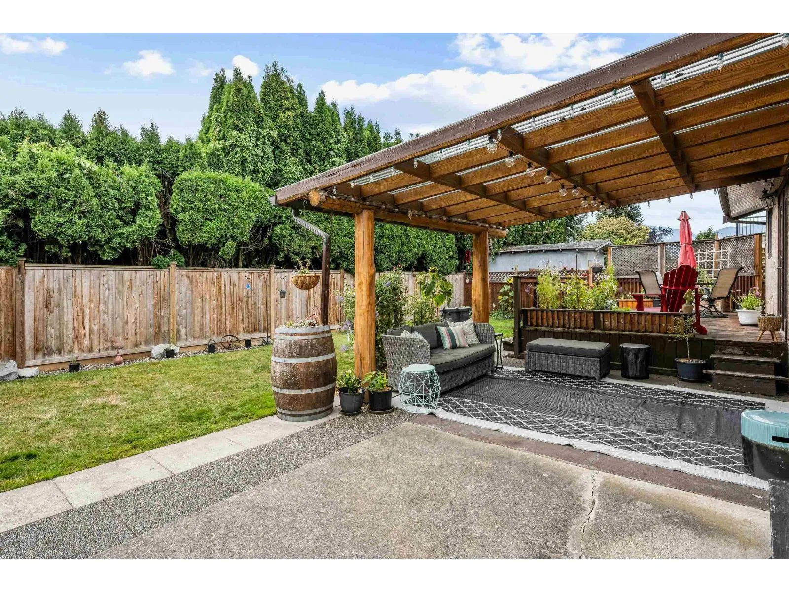 45264 LENORA CRESCENT|Chilliwack Proper West