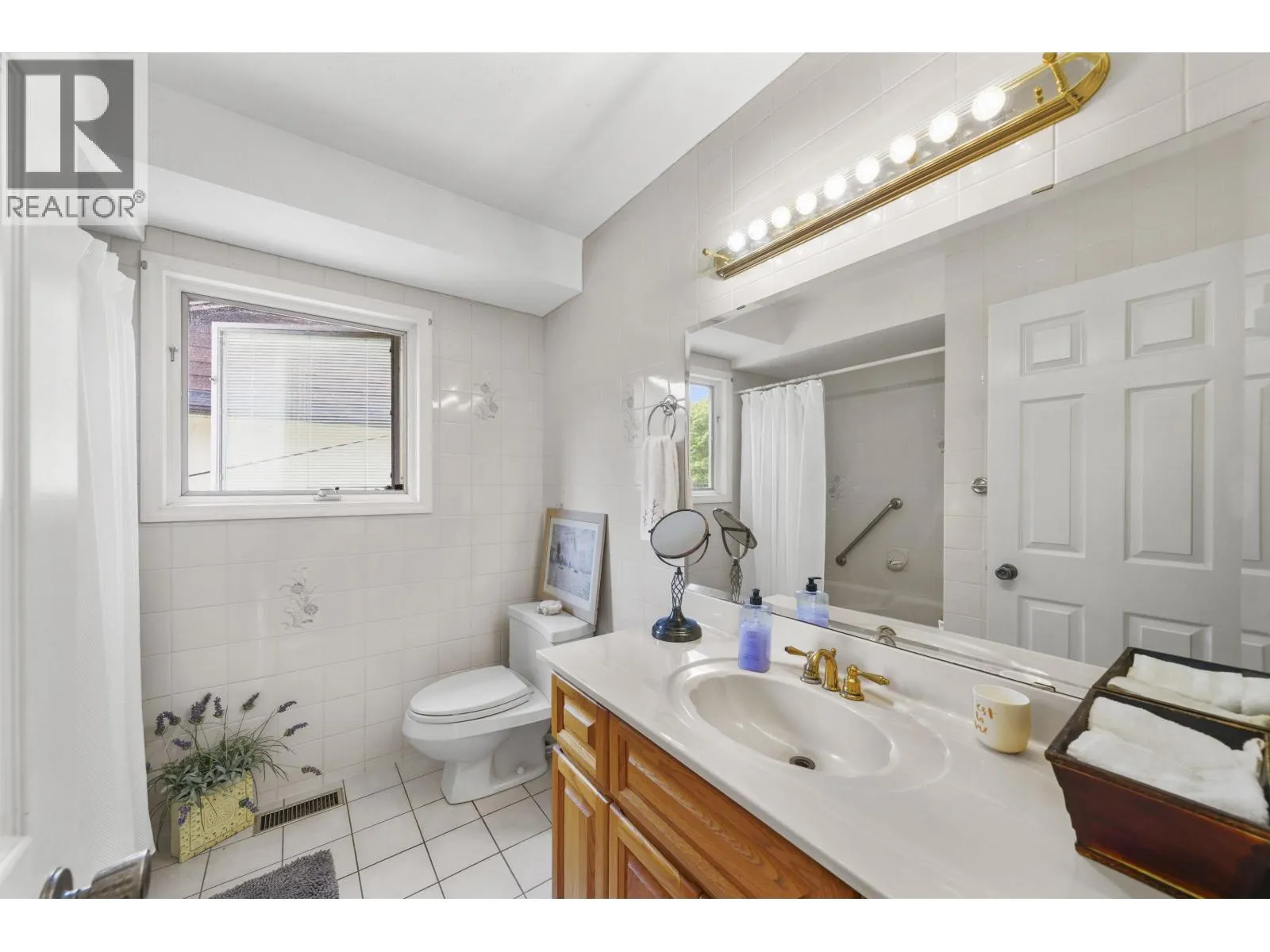 5174 DENNISON DRIVE