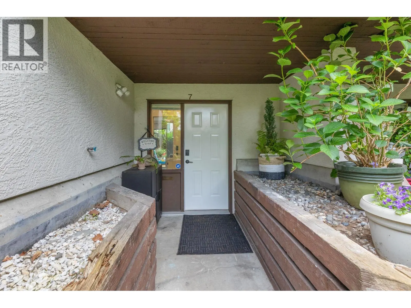 7 340 GINGER DRIVE