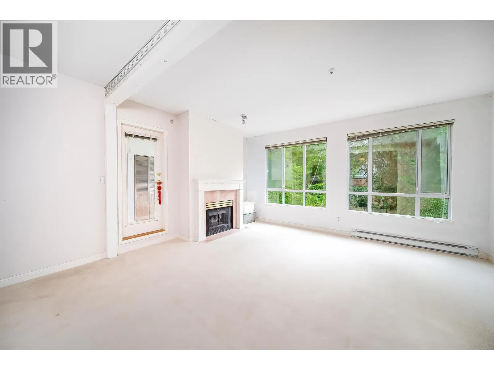 234 5735 HAMPTON PLACE