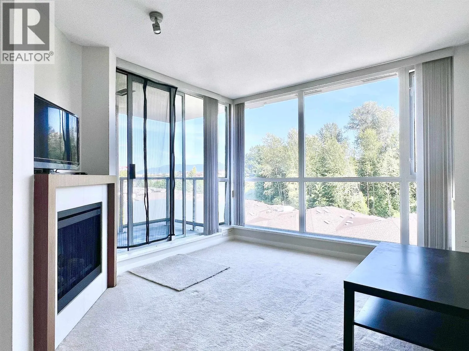 904 4888 BRENTWOOD DRIVE