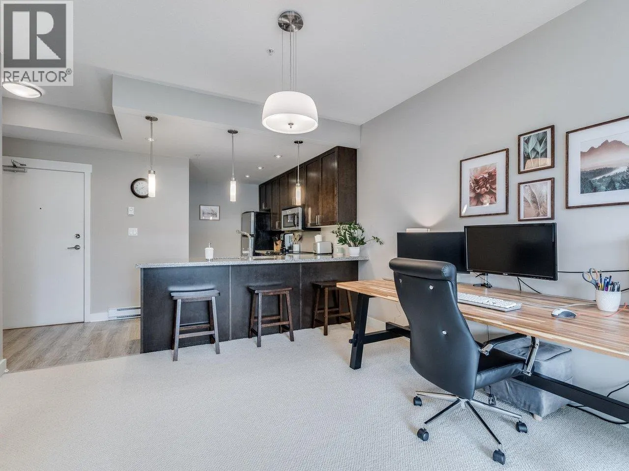 216 2368 MARPOLE AVENUE