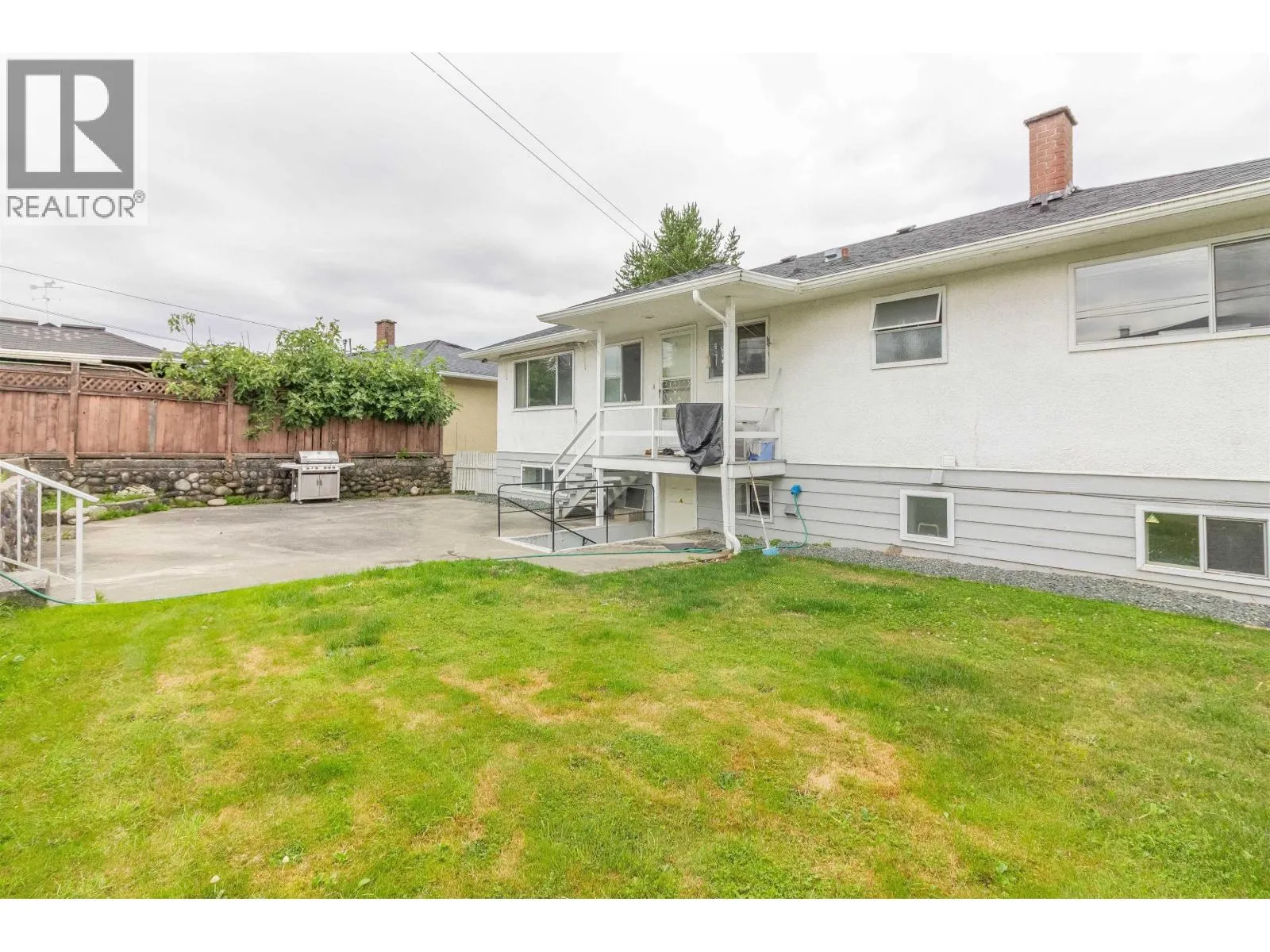 4810 FAIRLAWN DRIVE