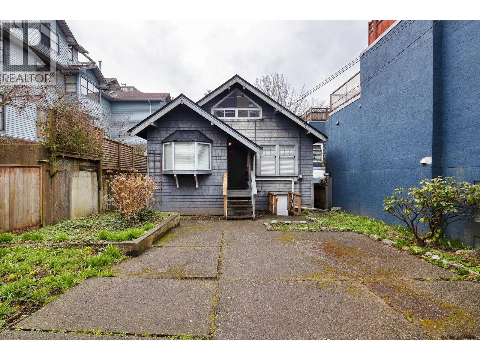 1511 BARCLAY STREET