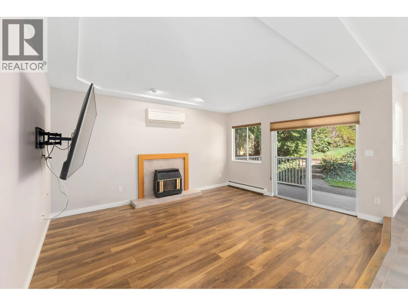 50 TIMBERCREST DRIVE