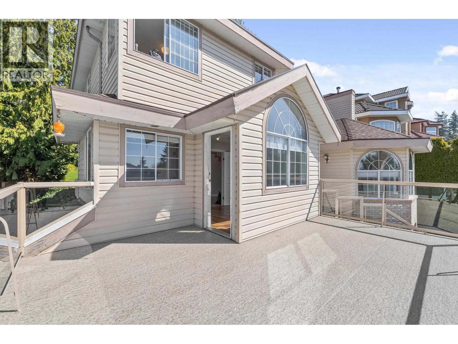 50 TIMBERCREST DRIVE