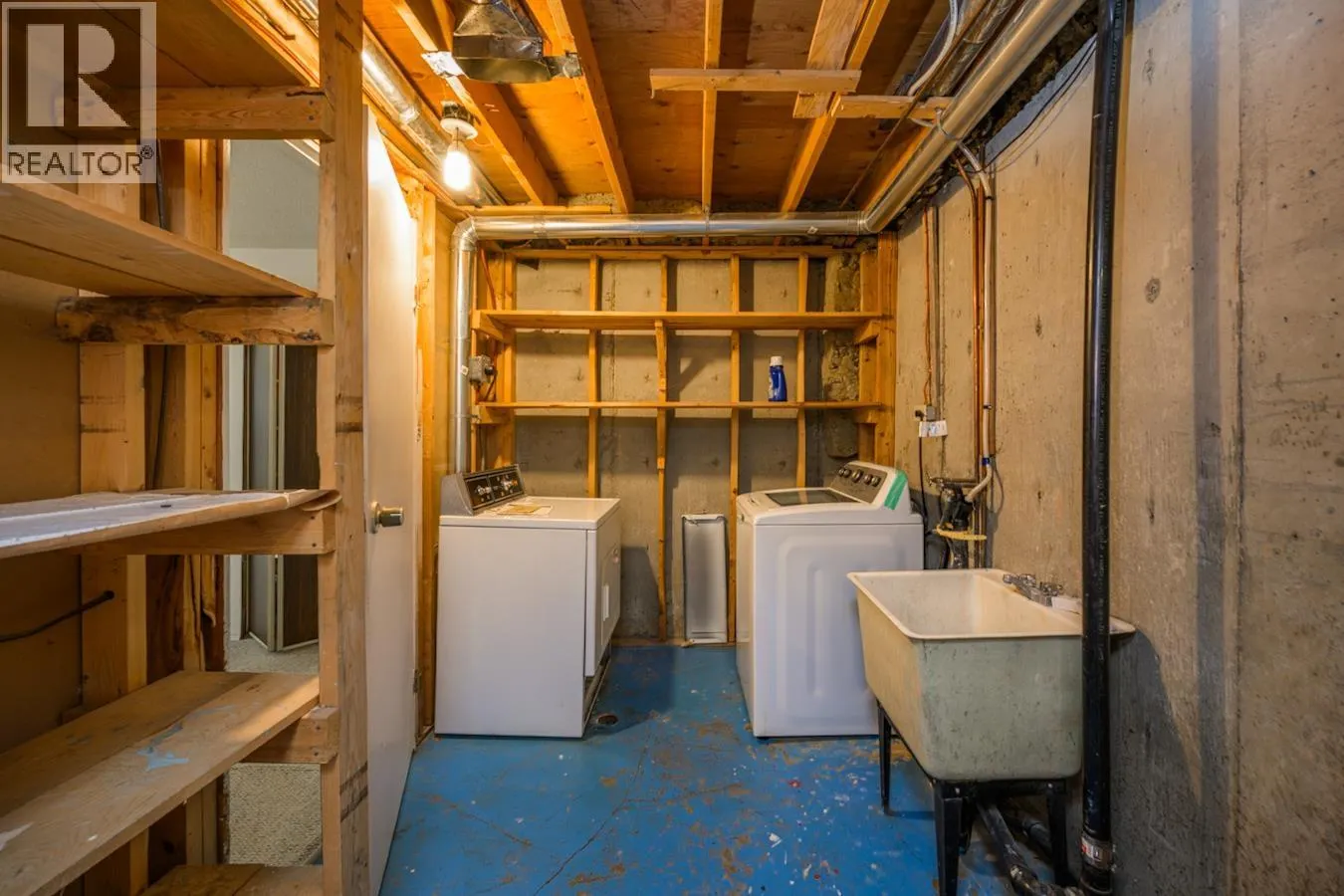 2445 LISGAR CRESCENT