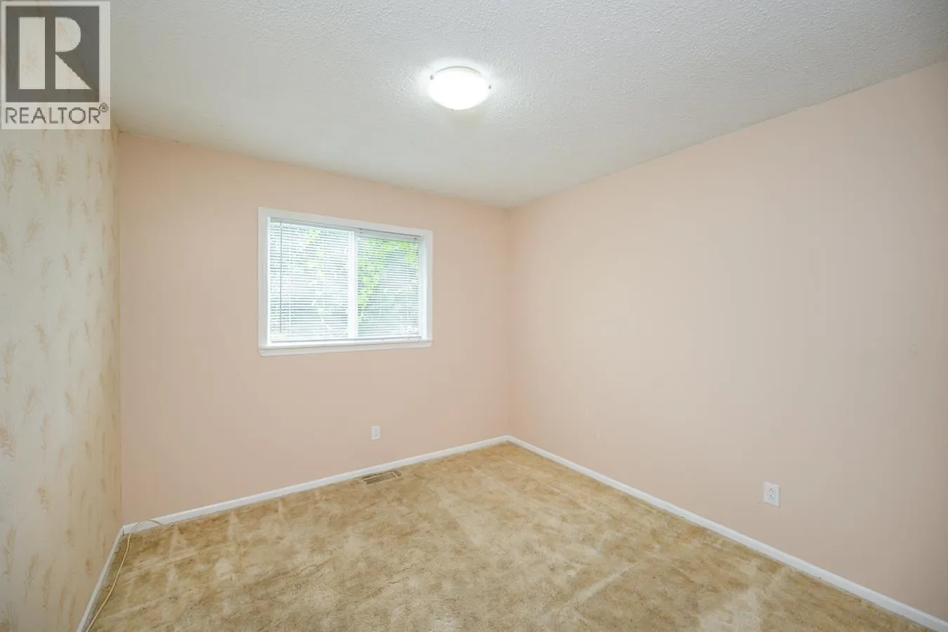 2445 LISGAR CRESCENT