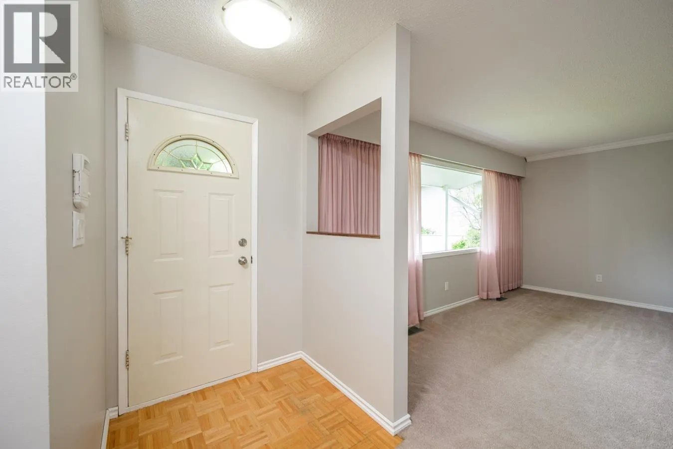 2445 LISGAR CRESCENT