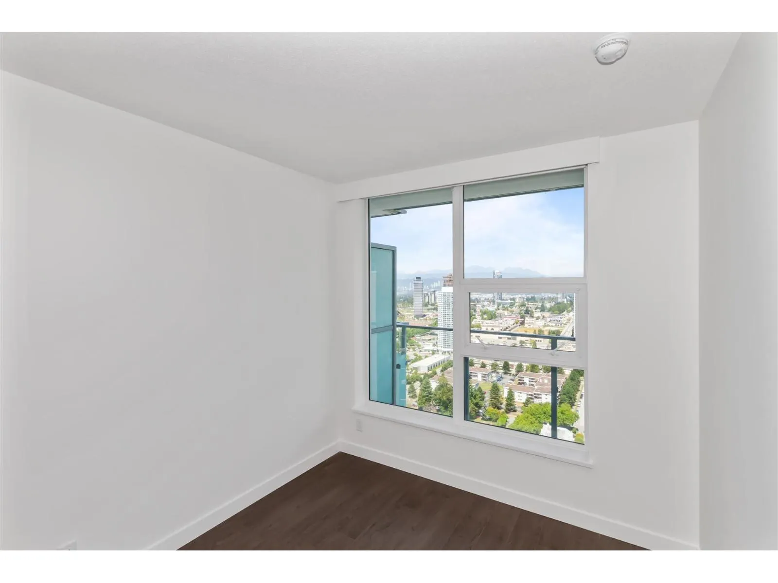 3607 13768 100 AVENUE