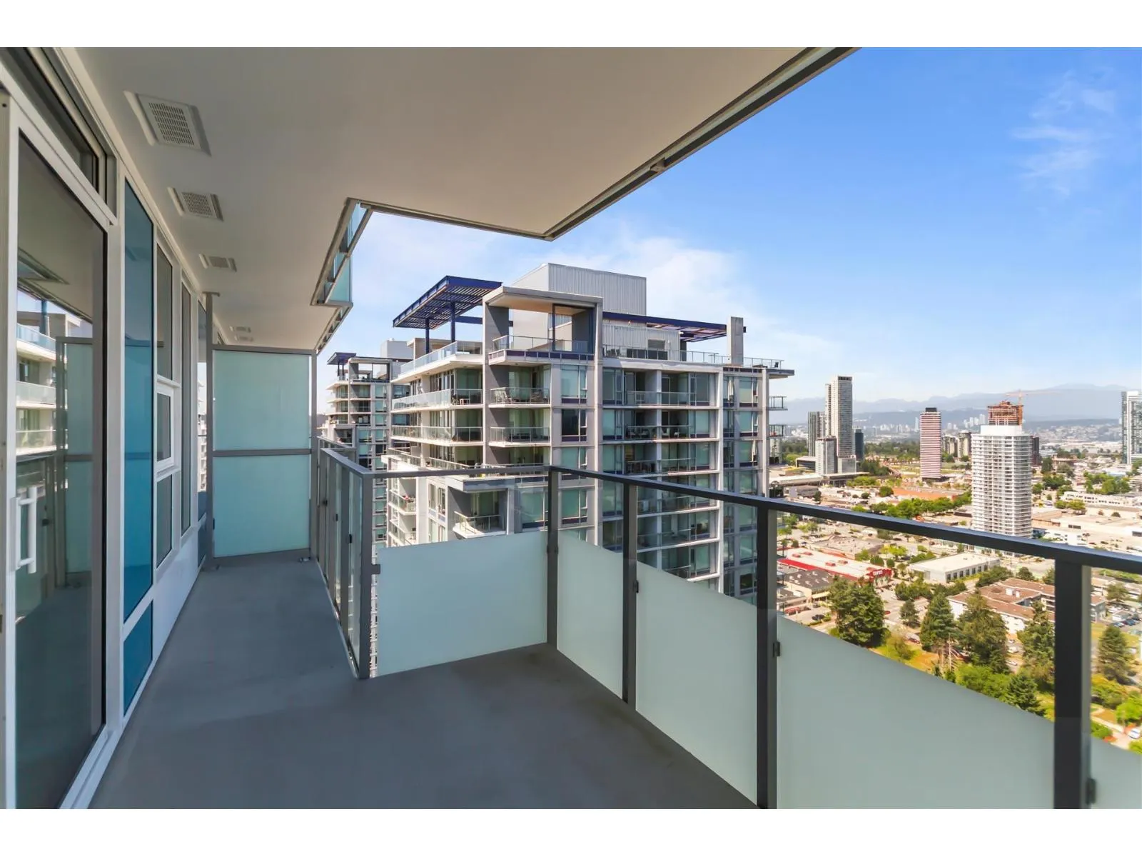3607 13768 100 AVENUE