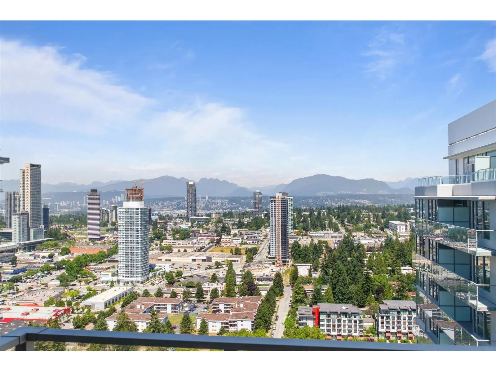 3607 13768 100 AVENUE