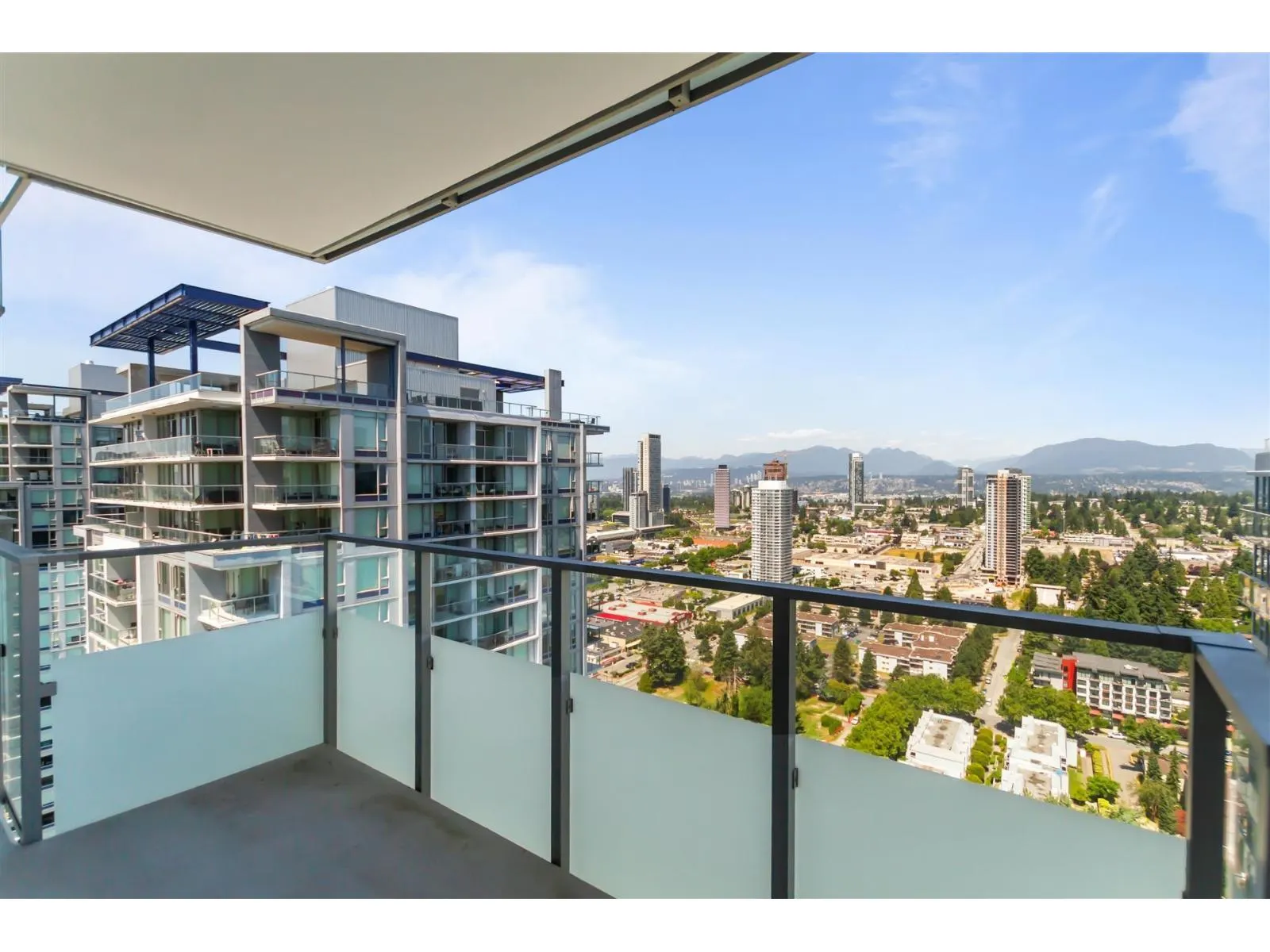3607 13768 100 AVENUE