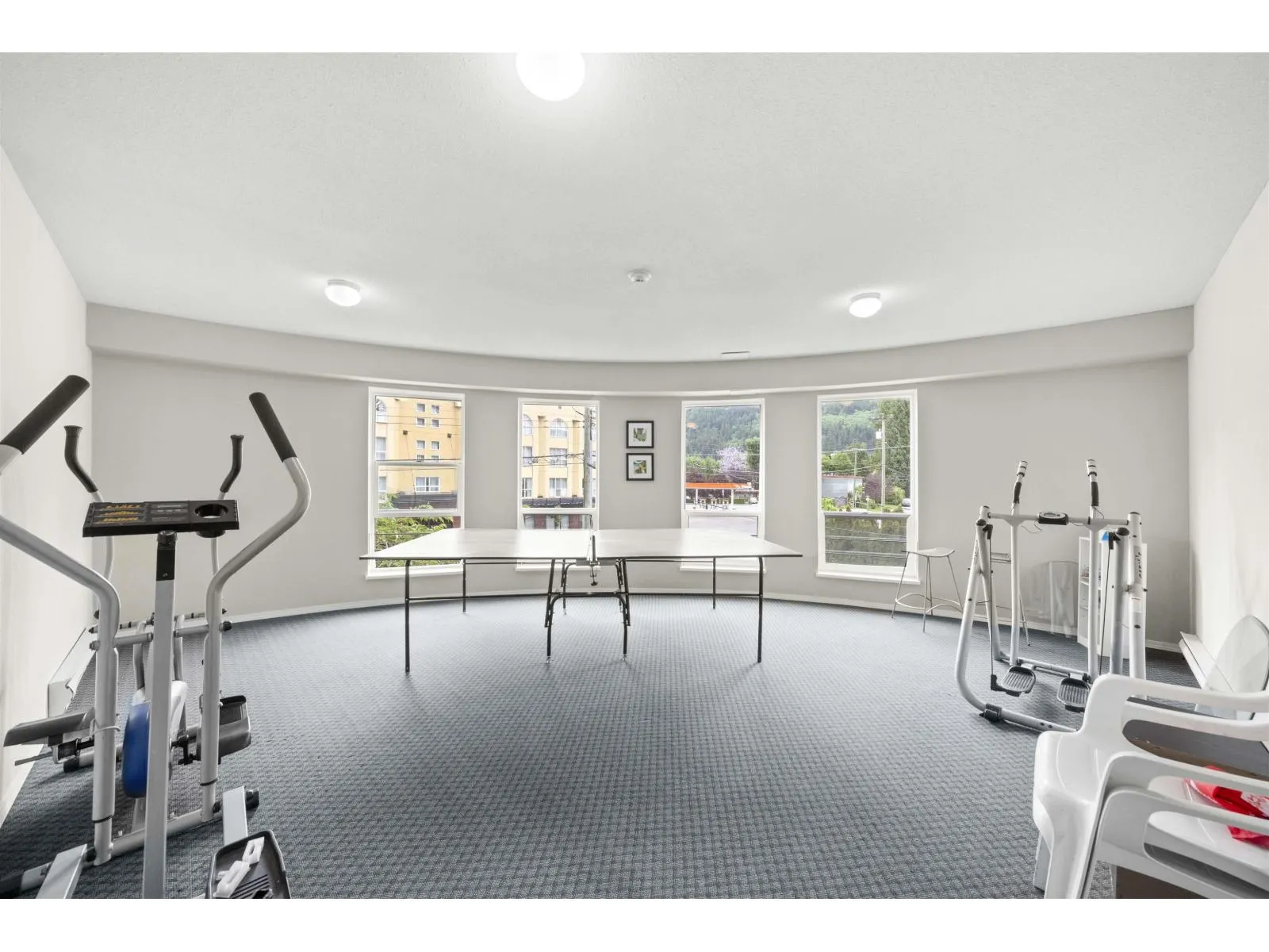 305 170 CEDAR AVENUE|Harrison Hot Springs