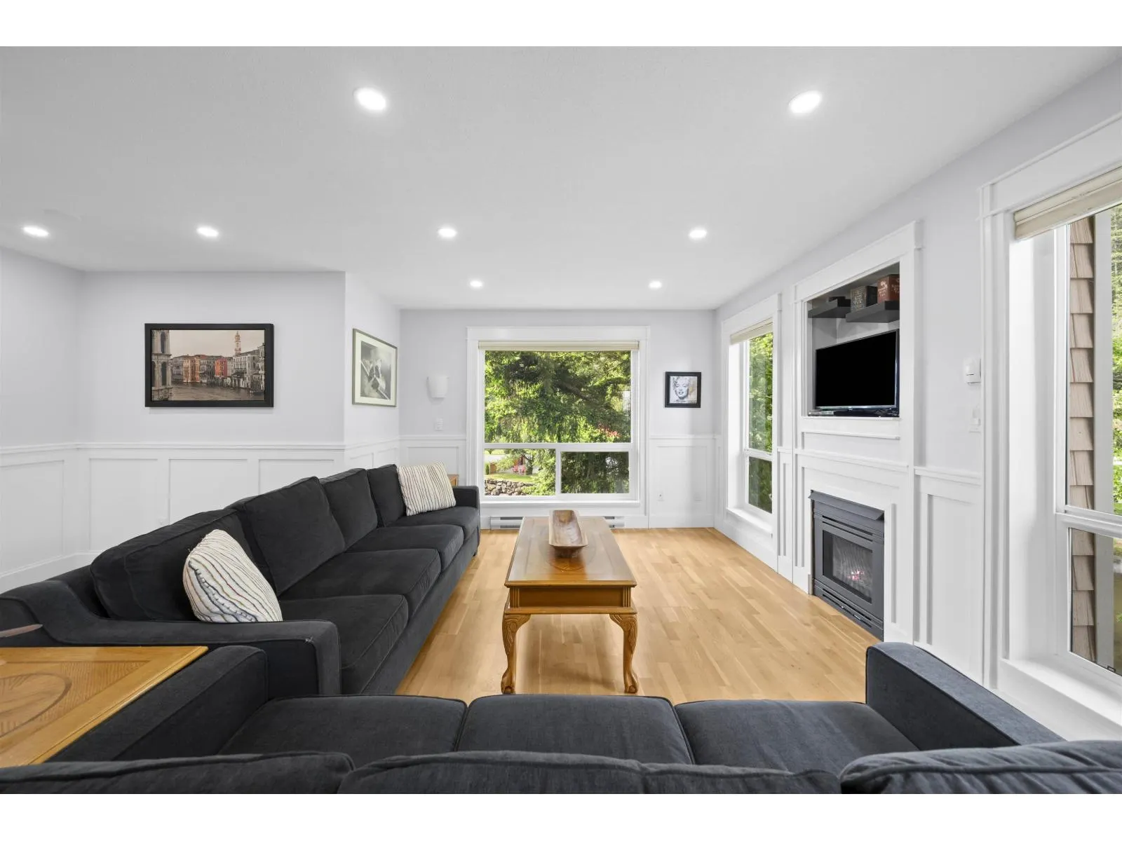 305 170 CEDAR AVENUE|Harrison Hot Springs