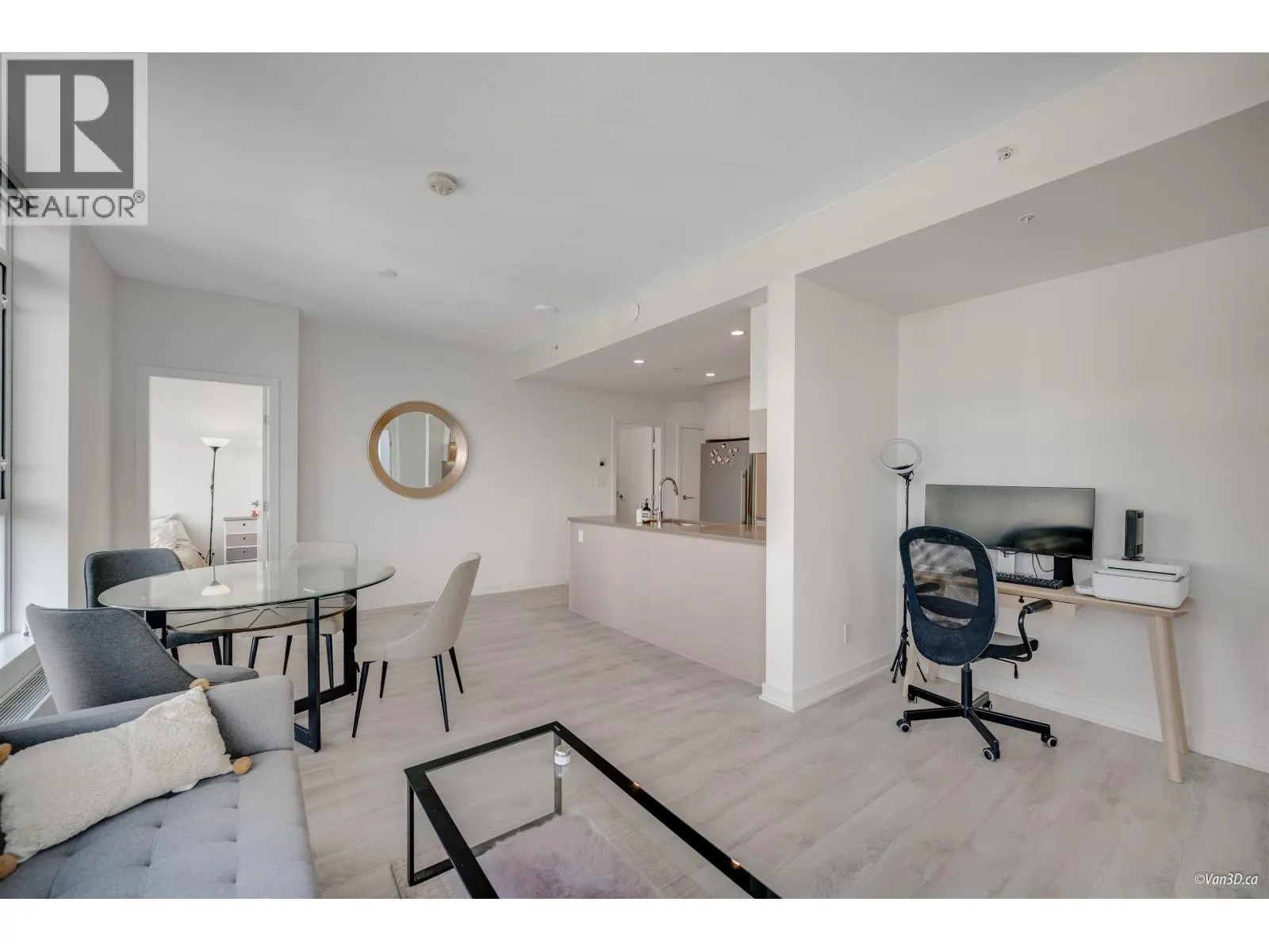 1103 8850 UNIVERSITY CRESCENT