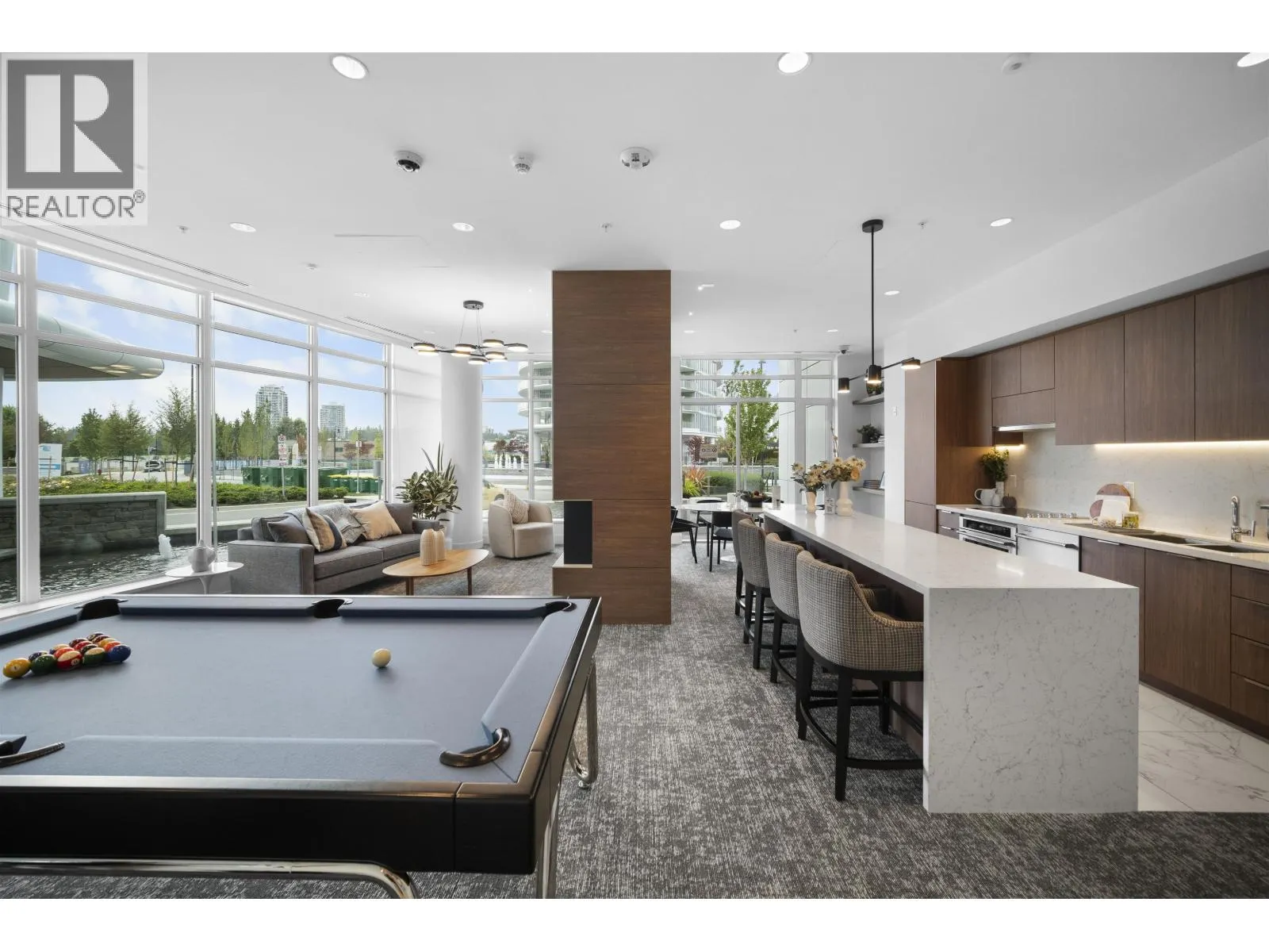 2107 7769 PARK CRESCENT