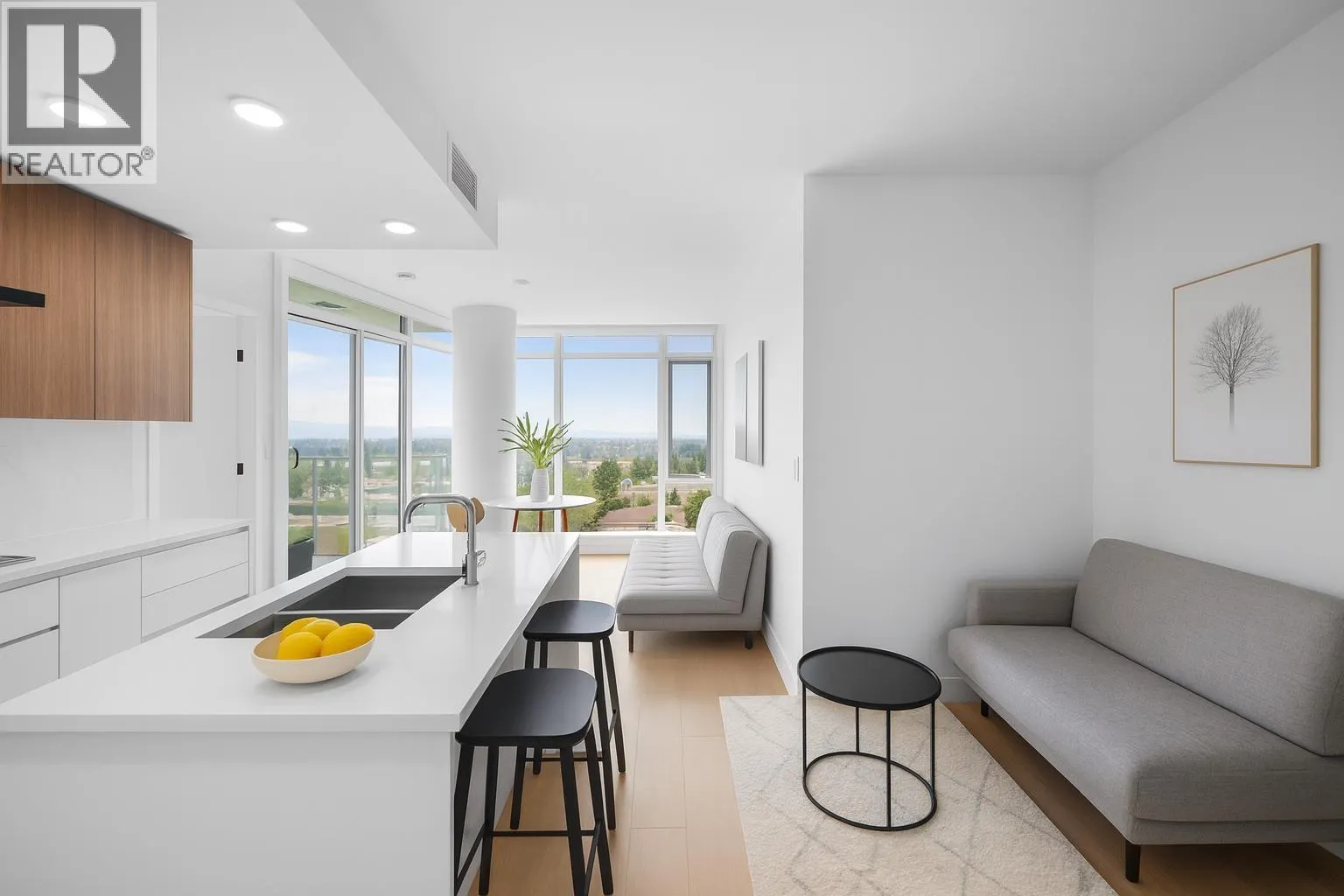 2107 7769 PARK CRESCENT