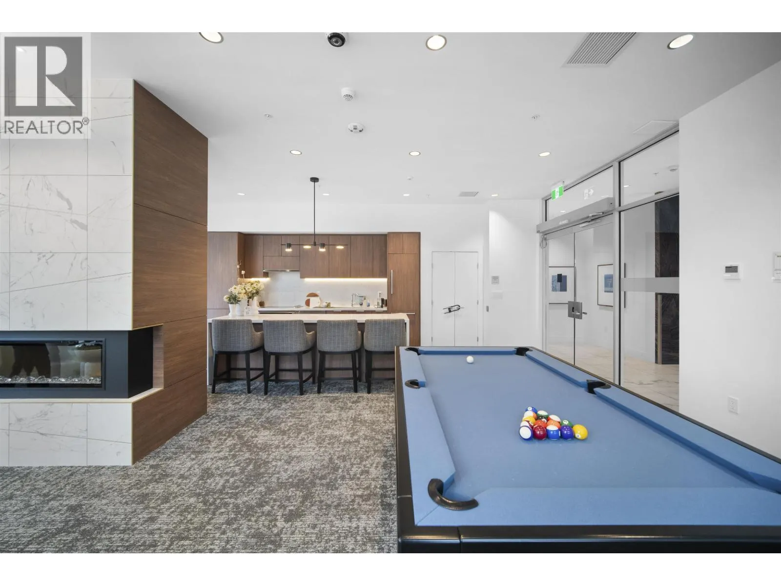 2107 7769 PARK CRESCENT