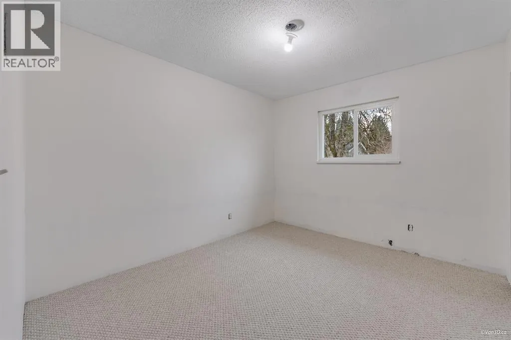 1047 CORNWALL DRIVE