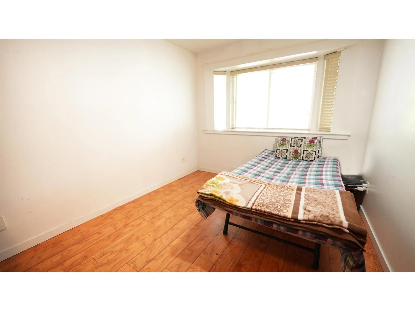 13902 LAUREL DRIVE