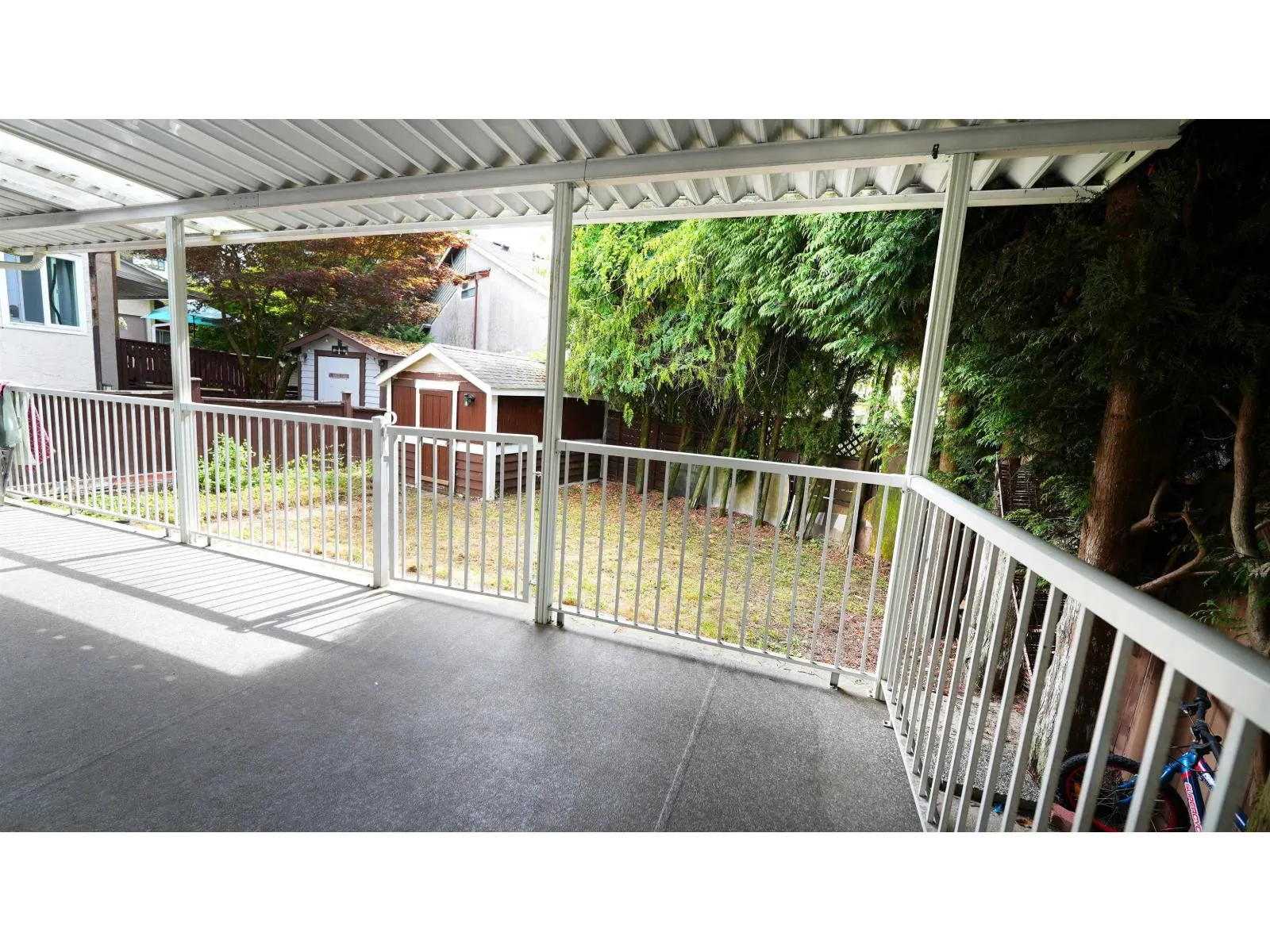 13902 LAUREL DRIVE