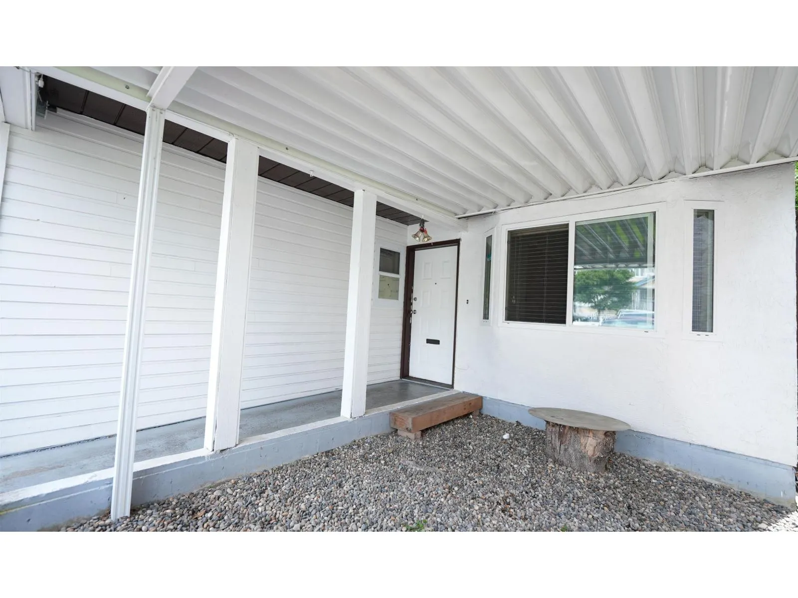 13902 LAUREL DRIVE