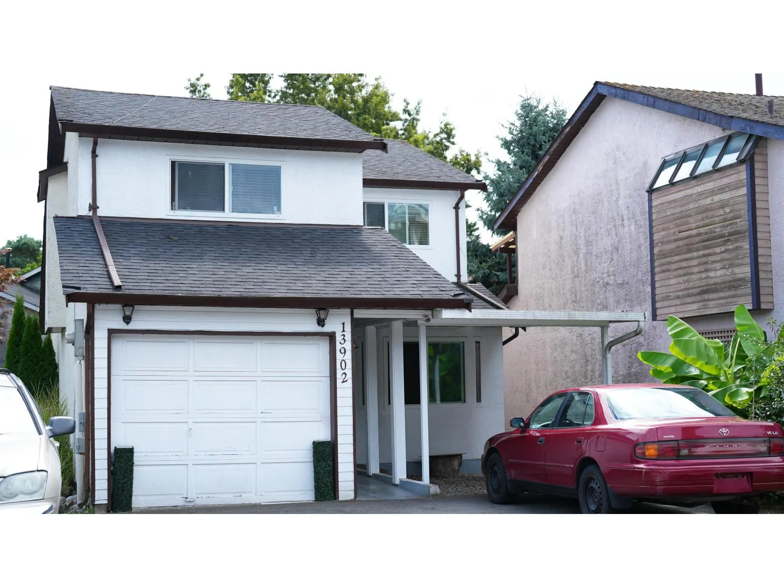 13902 LAUREL DRIVE