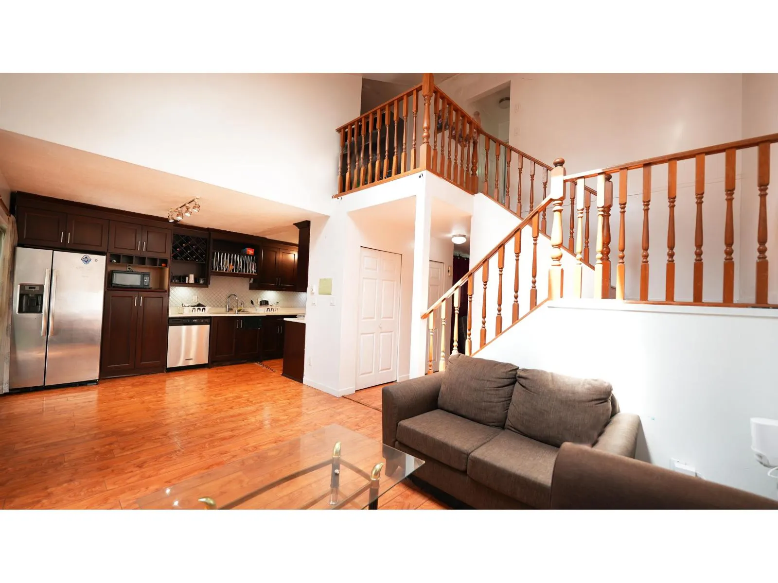 13902 LAUREL DRIVE