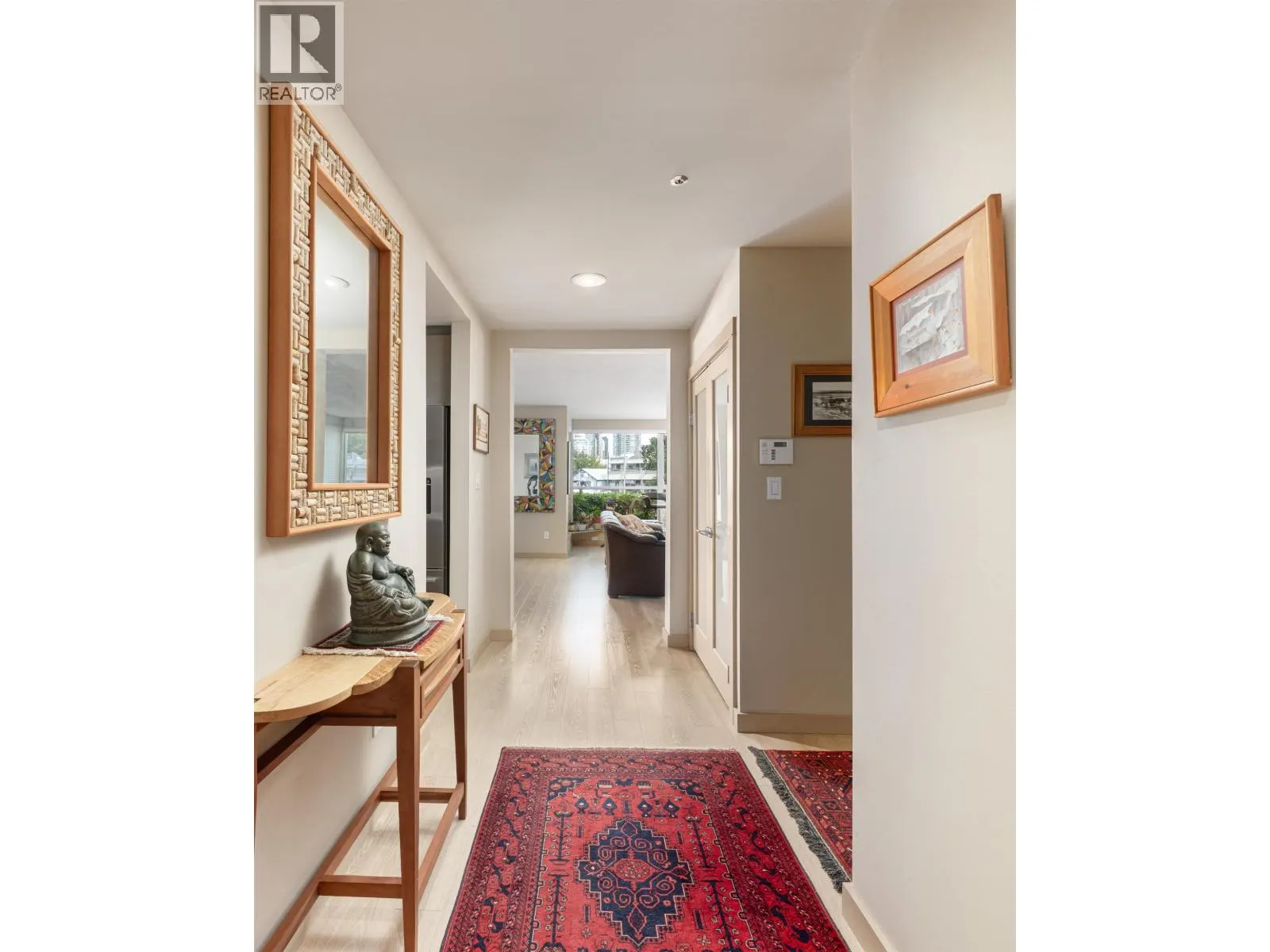 108 1502 ISLAND PARK WALK