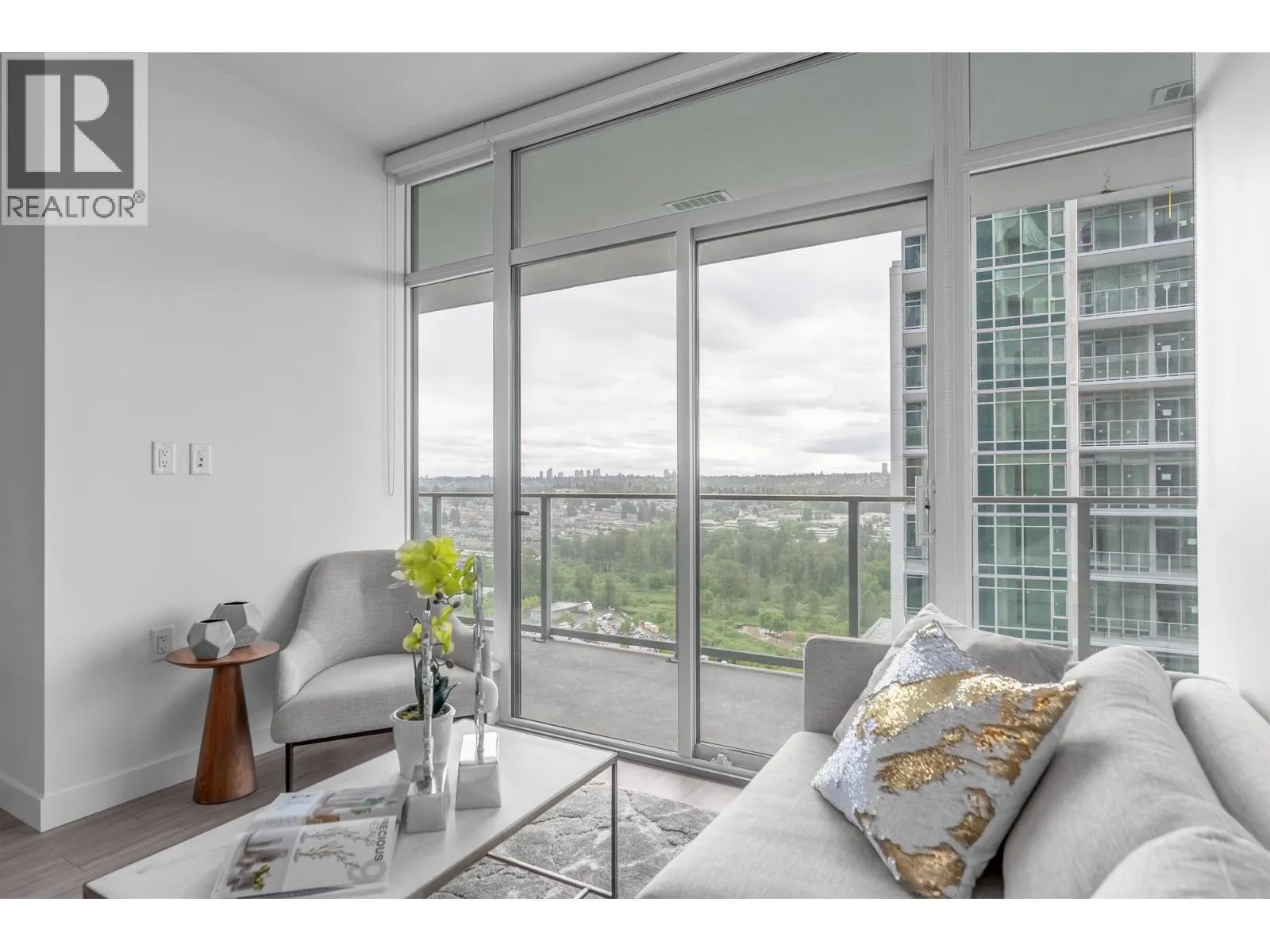 2702 2311 BETA AVENUE