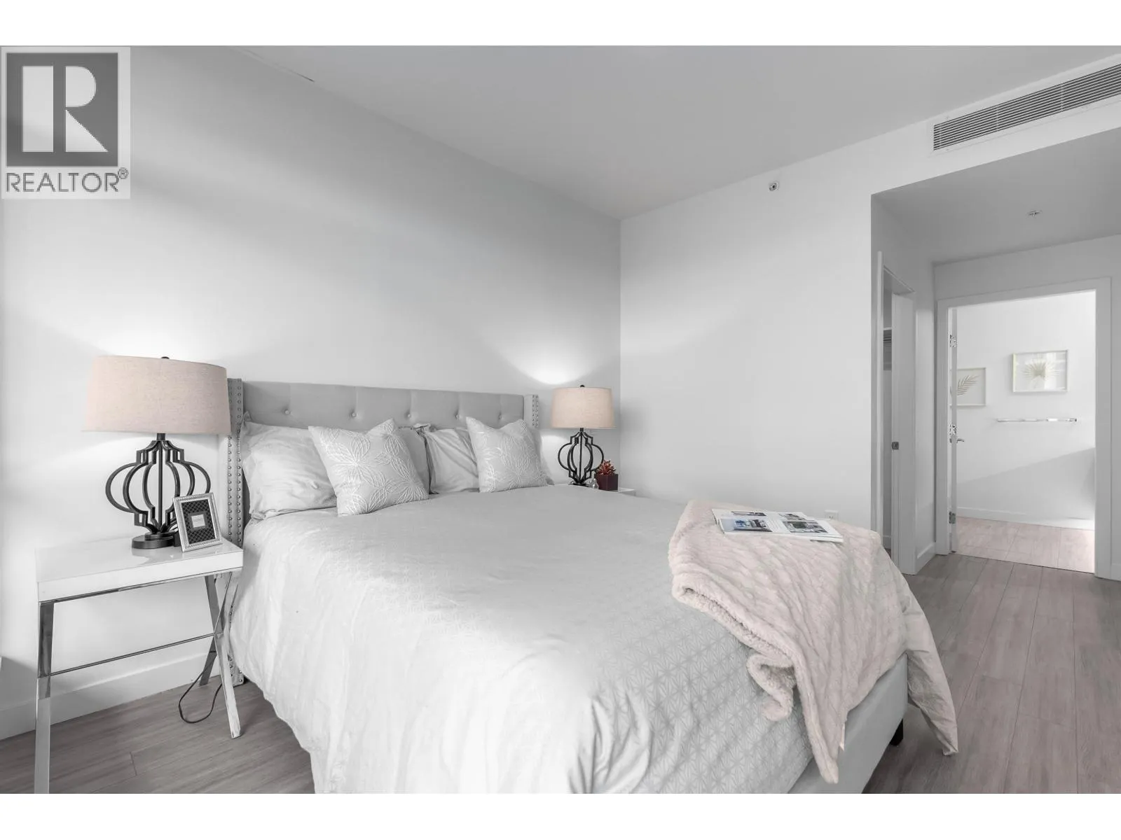 2702 2311 BETA AVENUE