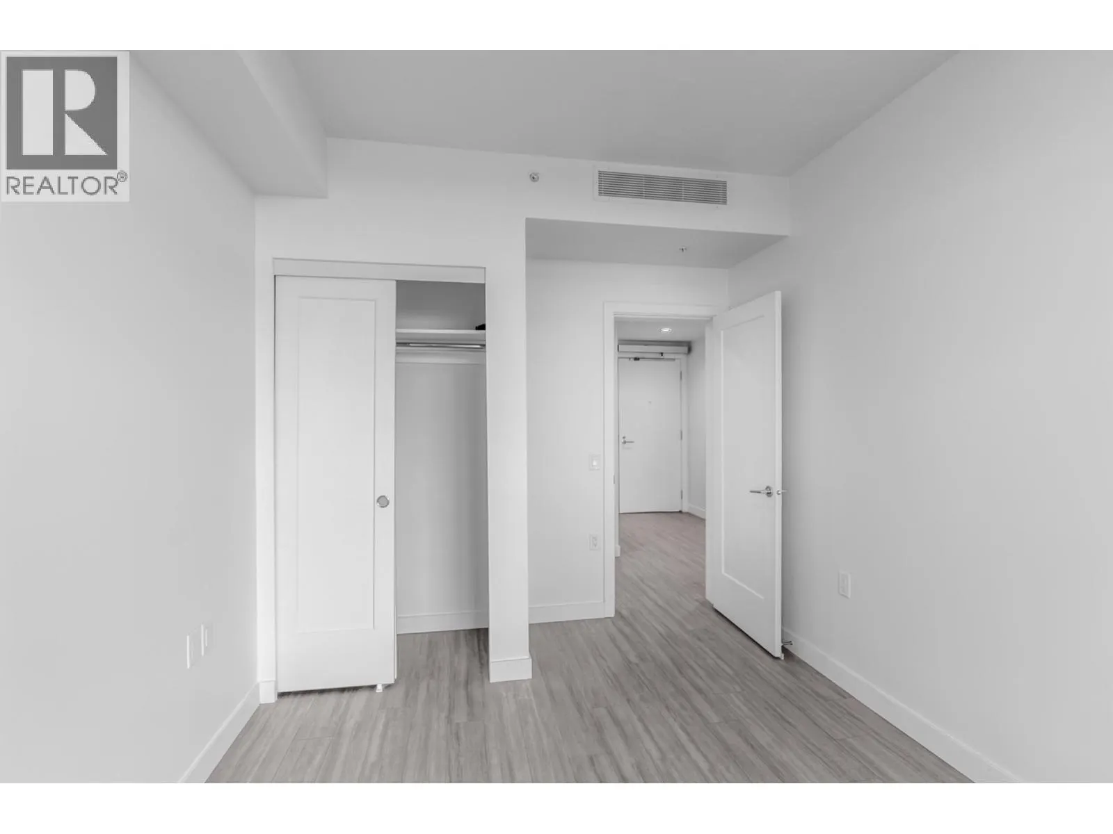 2702 2311 BETA AVENUE