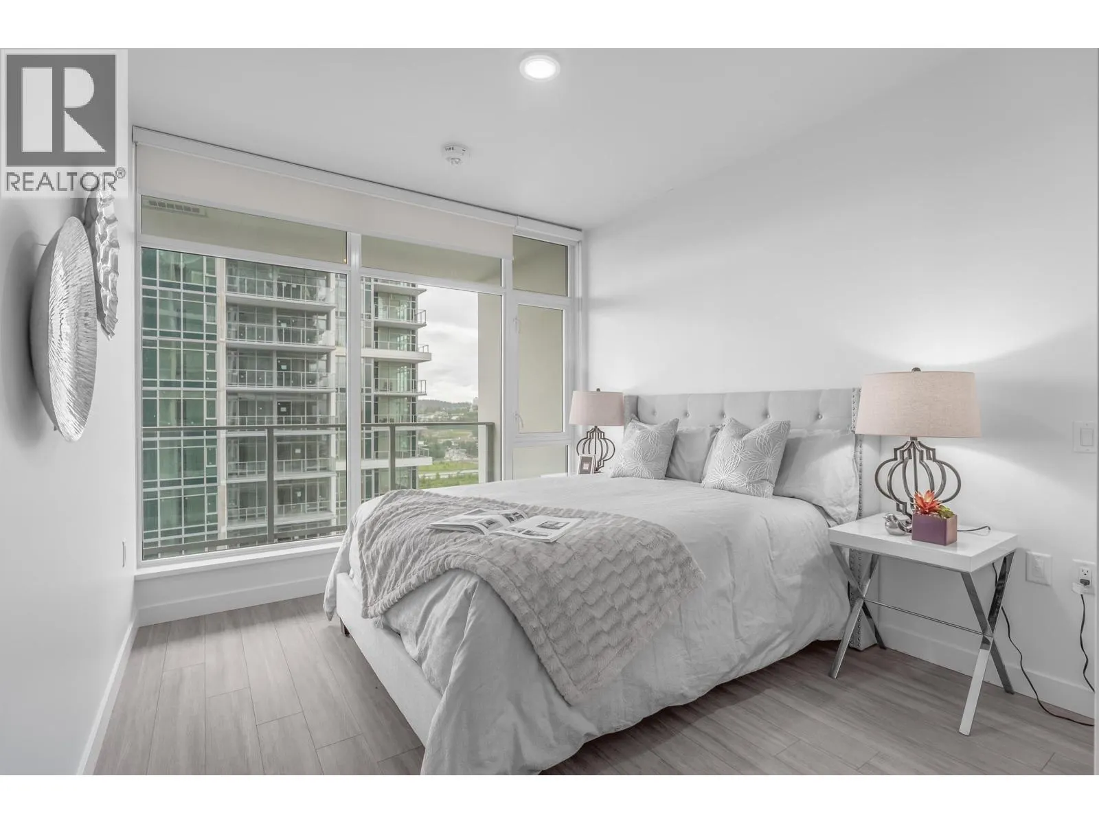 2702 2311 BETA AVENUE